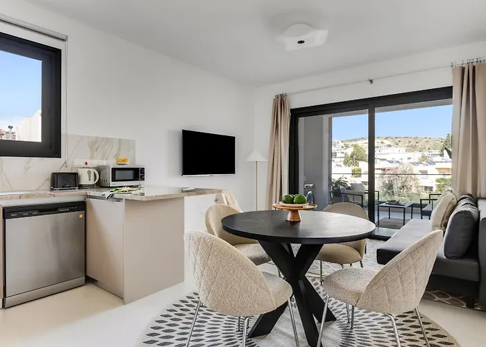 Sanders Triple 利马索尔